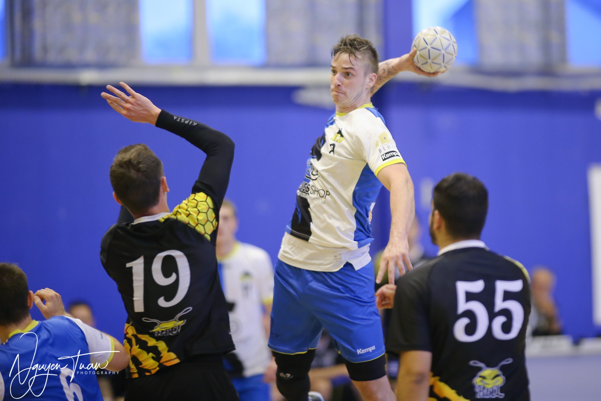 1 HCB vs LIMOURS 0590